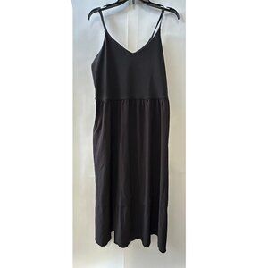 Athleta Elation V-Neck Hybrid Dress